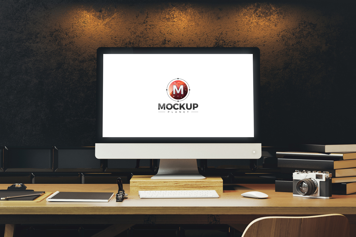 Free-Designer-Workplace-Website-Mockup-For-Screen-Template-2018