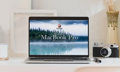 Free-Workstation-MacBook-Pro-Mockup-Design